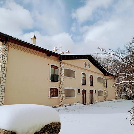Le Masserie Case Vacanza Villetta Barrea Exterior foto